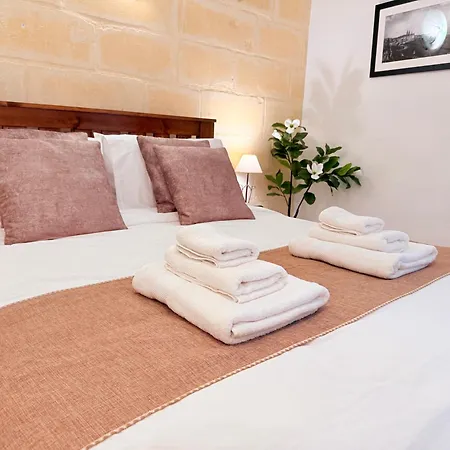 Gardjola House By Holi Senglea