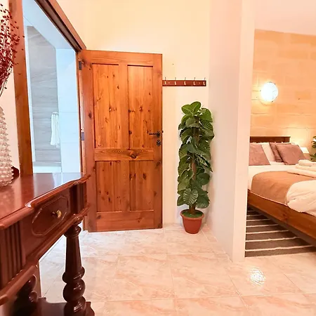 Gardjola House By Holi 3*