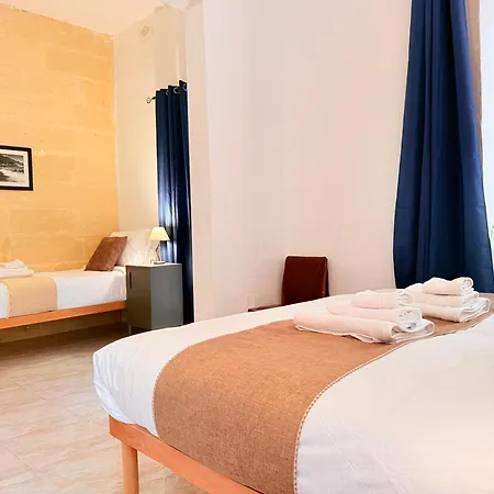 Gardjola House By Holi Guest house *