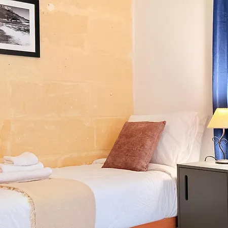 Gardjola House By Holi * Senglea
