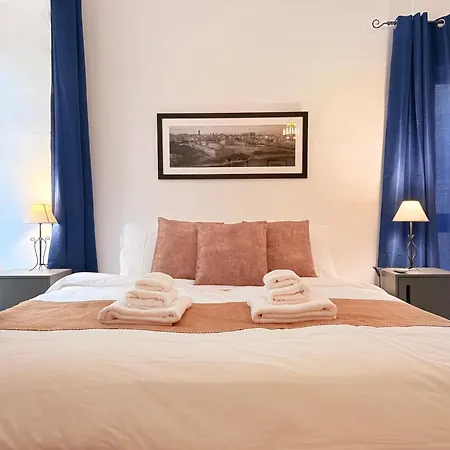 Gardjola House By Holi Guest house