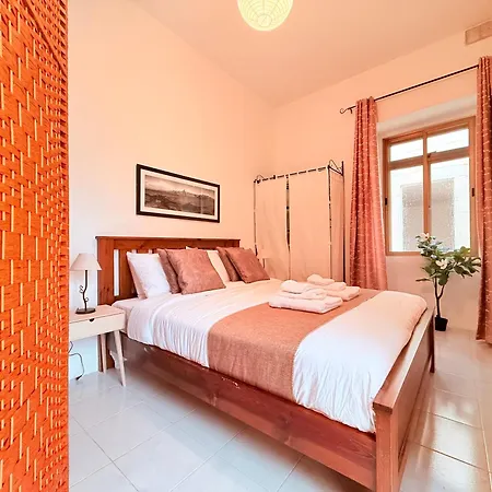 Gardjola House By Holi Guest house *