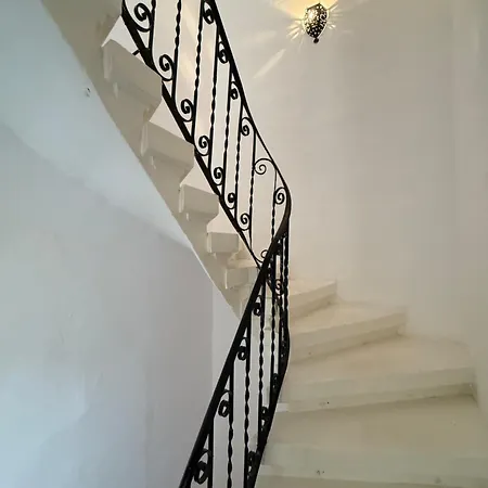 Gardjola House By Holi Guest house