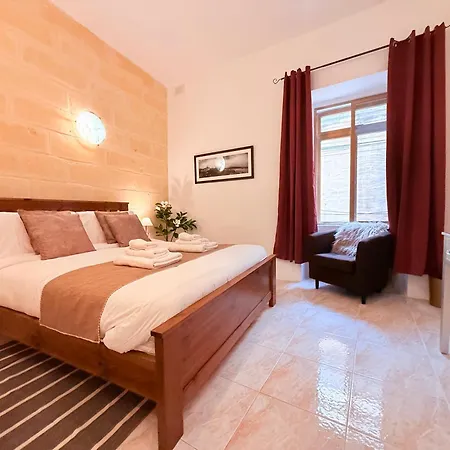 Gardjola House By Holi Guest house *